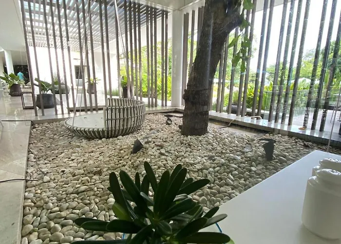 Appartement Monaliza 1br With Balcony & Living In Tambuli Seaside