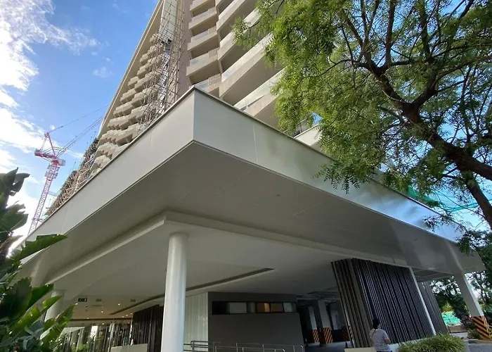 Monaliza 1br With Balcony & Living In Tambuli Seaside