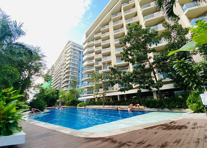 Monaliza 1br With Balcony & Living In Tambuli Seaside Appartement *