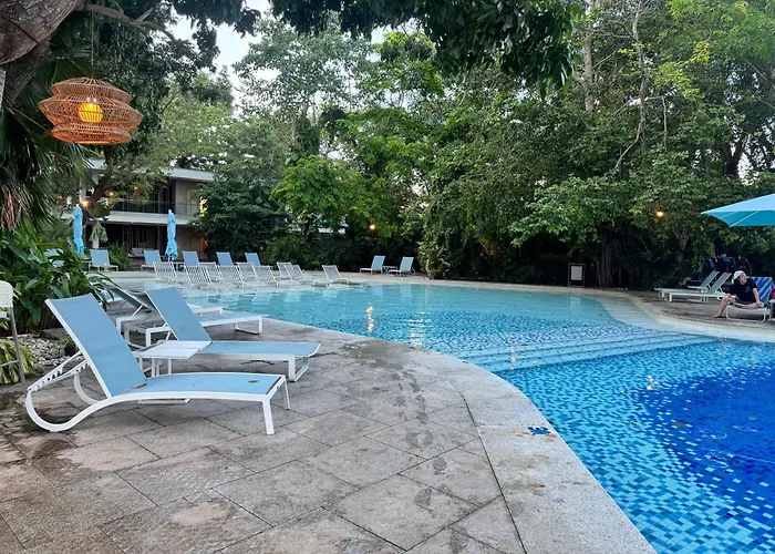 Monaliza 1br With Balcony & Living In Tambuli Seaside *