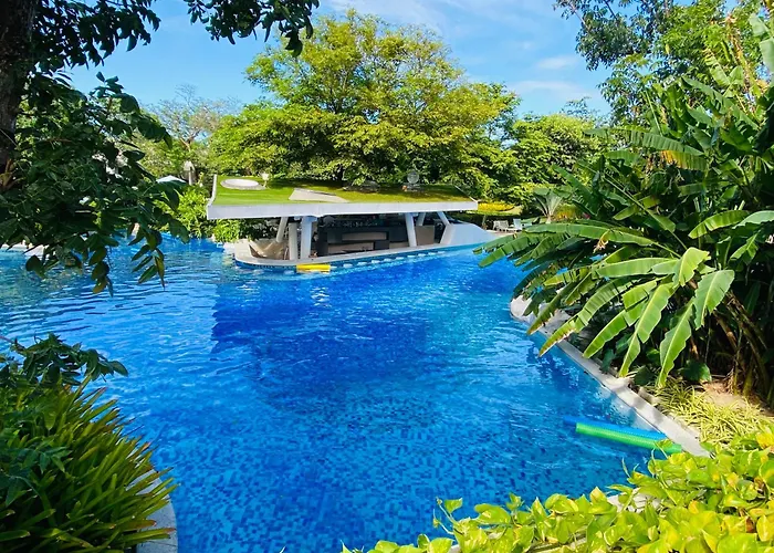 Monaliza 1br With Balcony & Living In Tambuli Seaside Île de Mactan