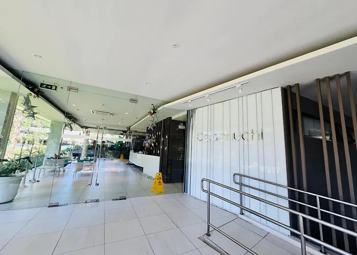 Monaliza 1br With Balcony & Living In Tambuli Seaside