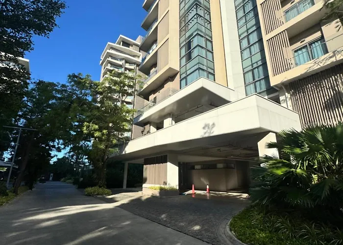 Monaliza 1br With Balcony & Living In Tambuli Seaside Appartement